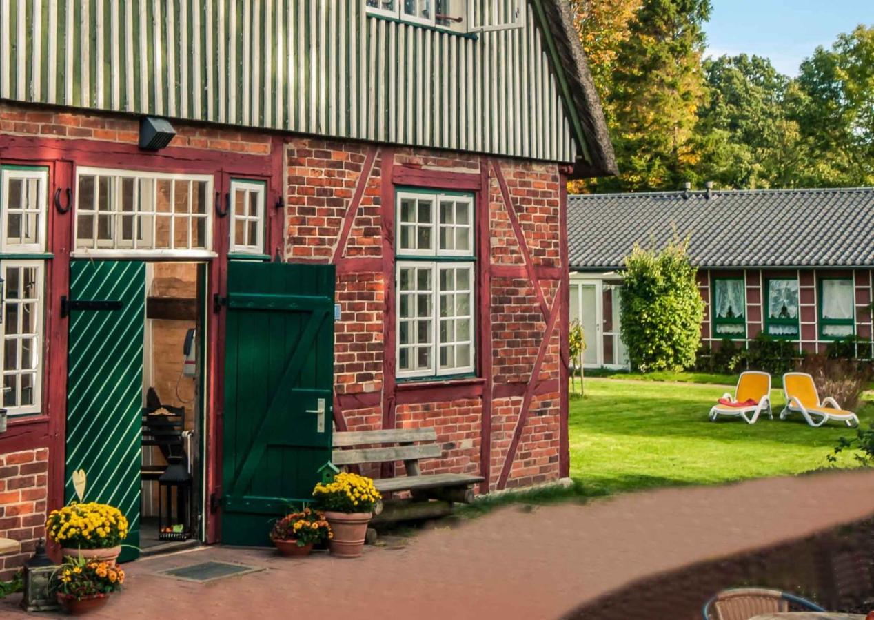 Gasthaus Ferienstätte und Seminarhaus Theodor-Schwartz Travemünde Lübeck Exterior foto